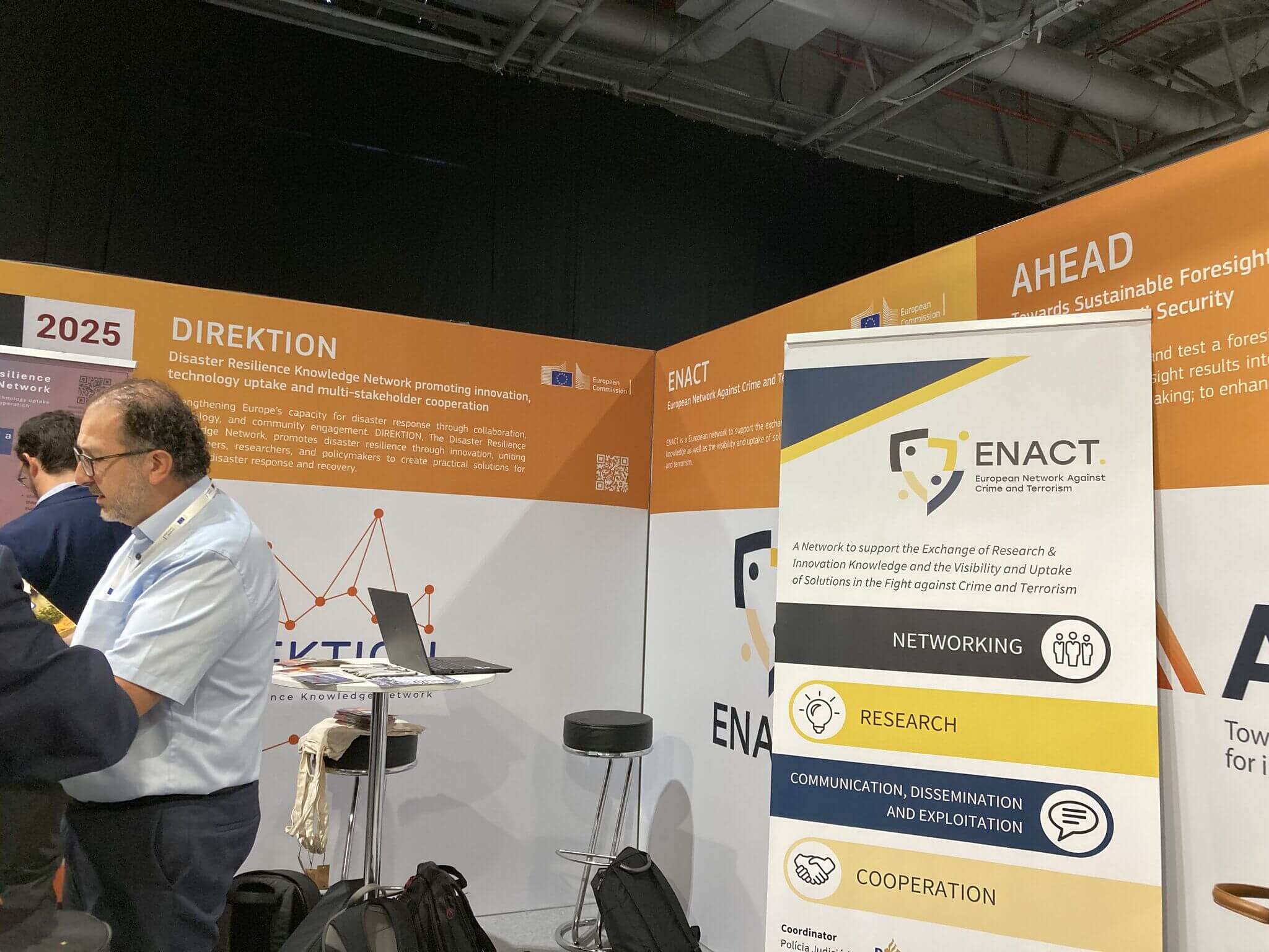 Lire la suite à propos de l’article Booth sharing with #DIREKTION and #ENACT at the #SRE